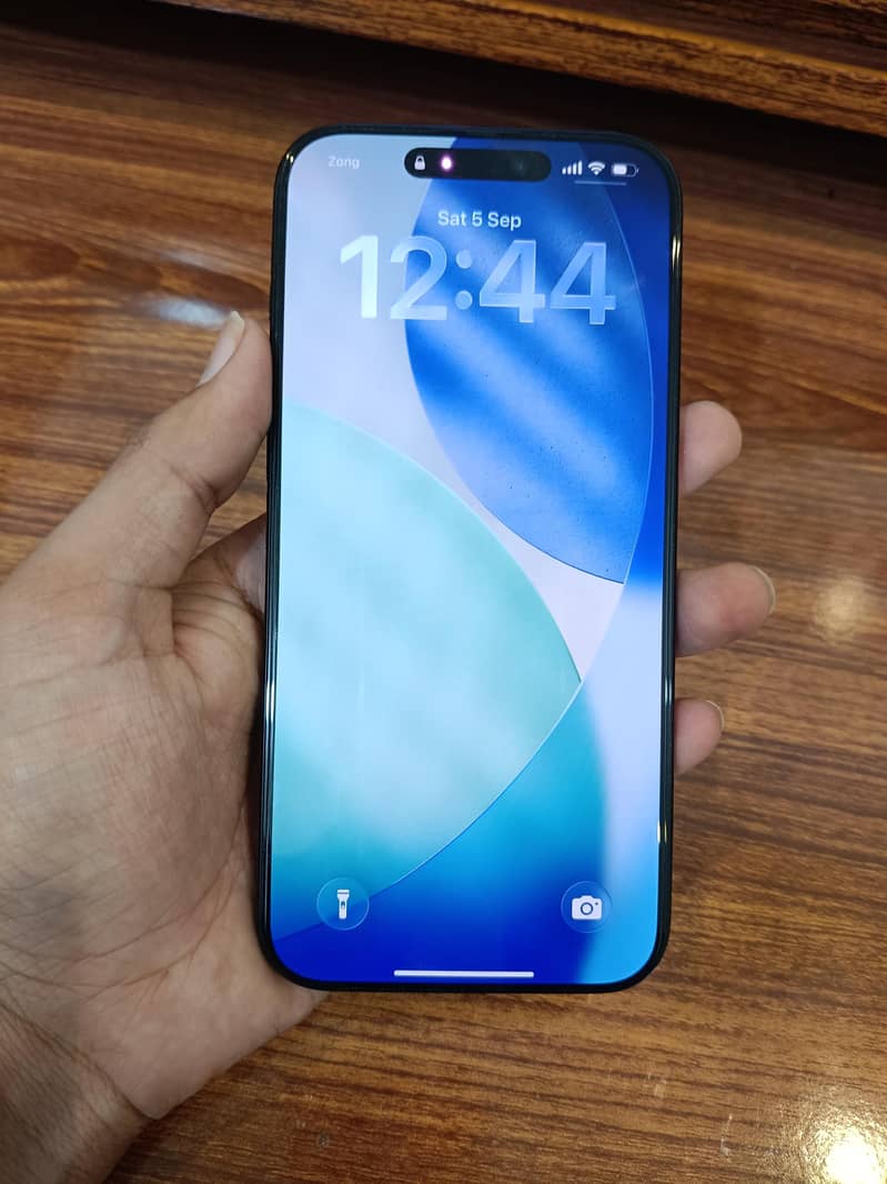 Iphone 16 Pro Max 12