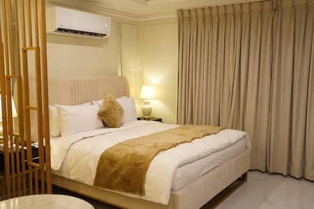 1 bed luxury furnished apartment available for rent sector E bahria town Lahore