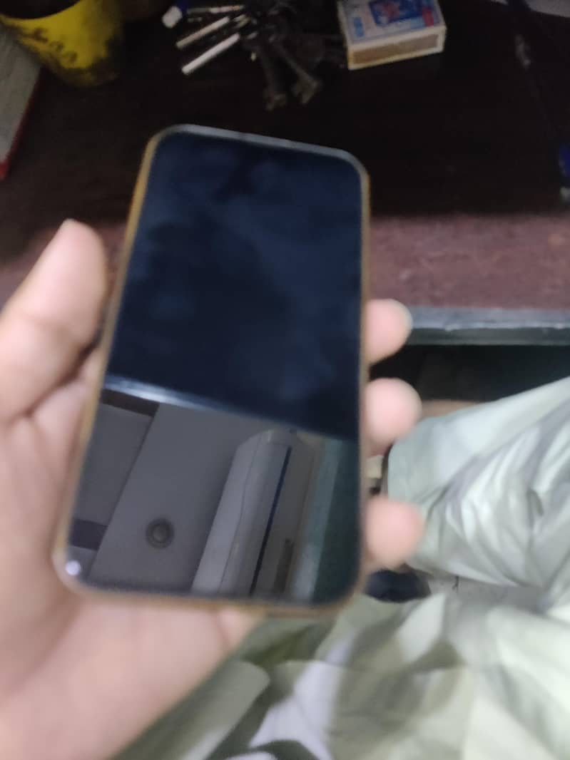 Apple iPhone 13 Pro 1