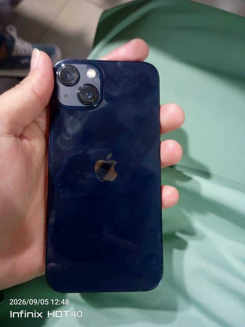 Apple iPhone 13 0