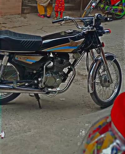 Honda 125 2000 model Total Janian parts