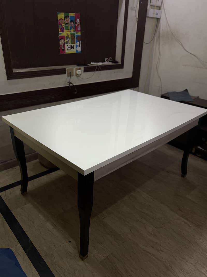 Table for Sale Solid Base 1