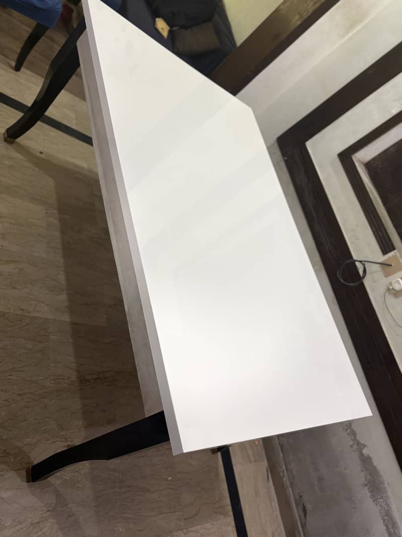 Table for Sale Solid Base 2