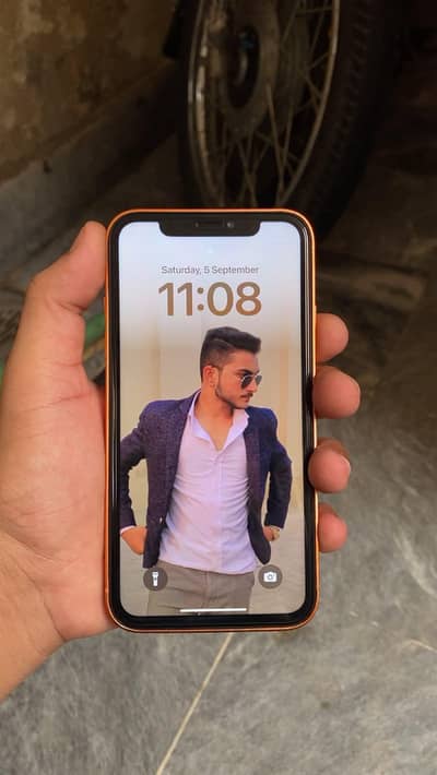iphone xr 17pro max converted all okay camery neat clean