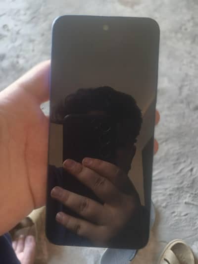 Infinix hot 60i 6/128 Gb. just mobile and chrger