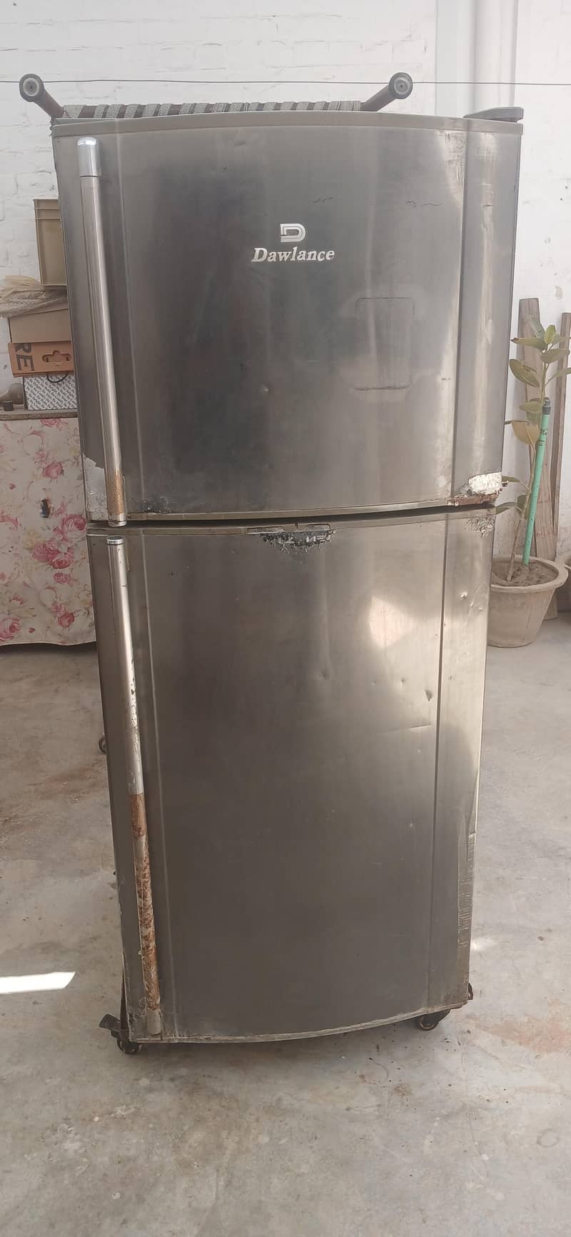 Dawlance Refrigerator 0