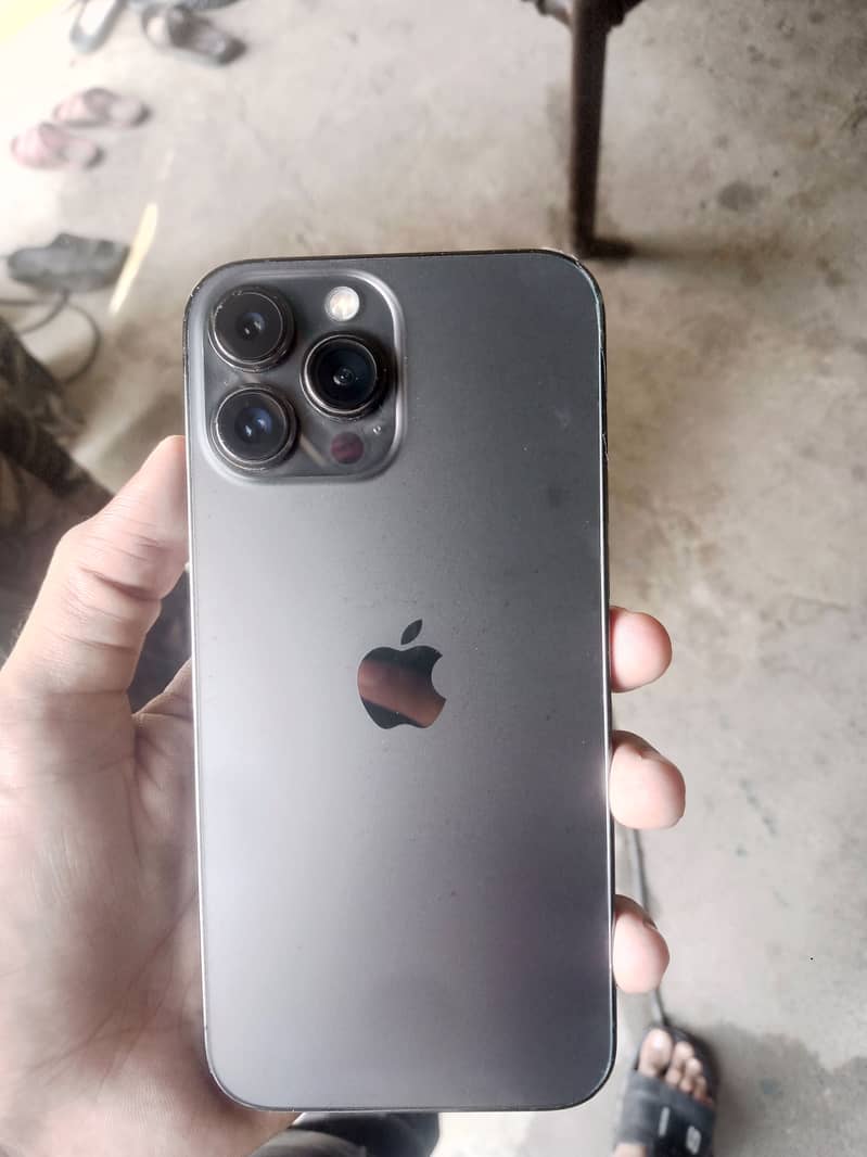 Apple iPhone 13 Pro Max 3
