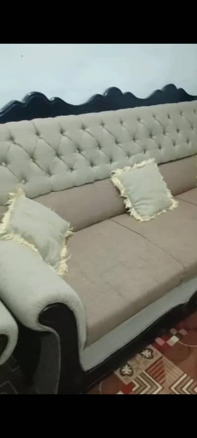 5 seater sofa for sell