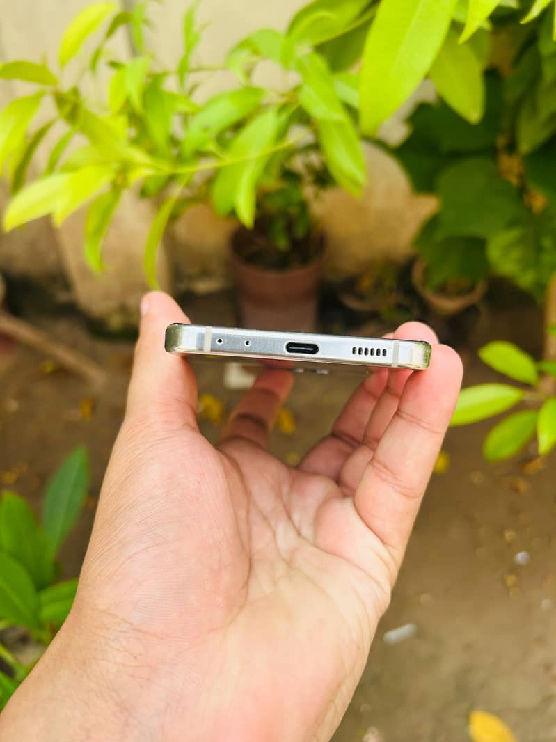 Samsung Mobile Z Flip 5 5