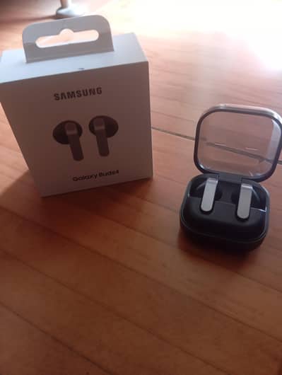 Samsung Galaxy Buds 4