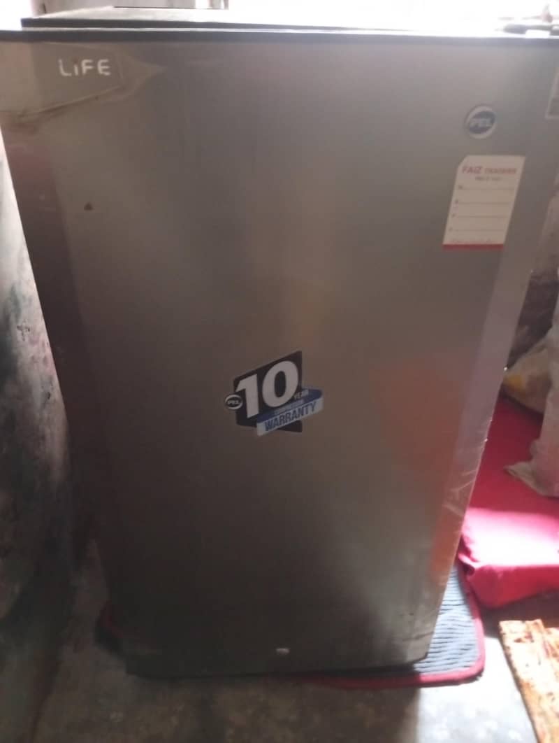 Pel refrigerator 0