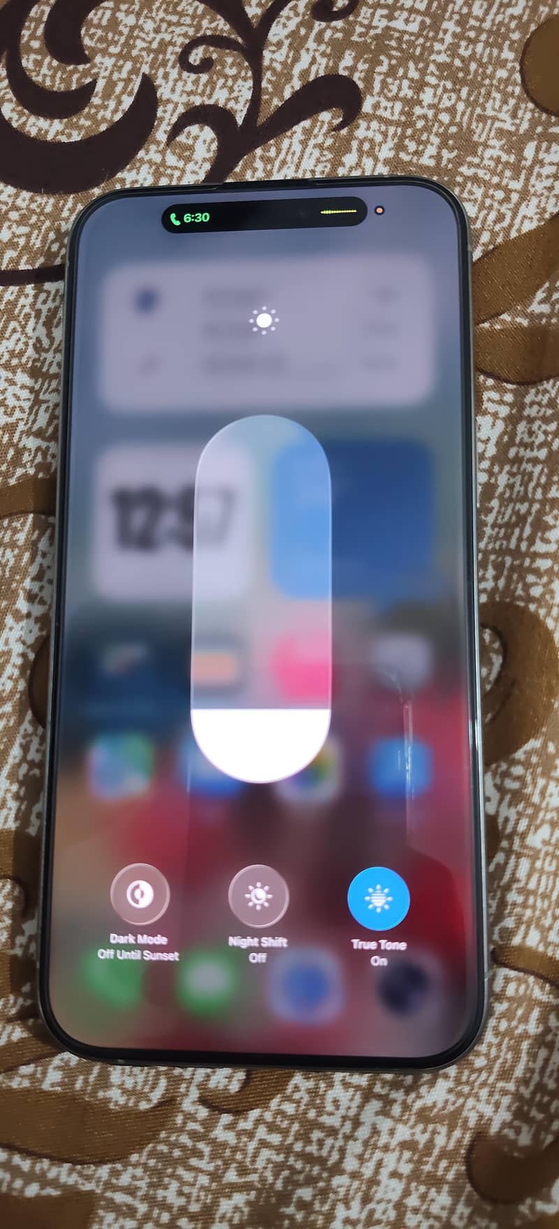Apple iPhone 15 Pro Max 2