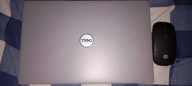Dell lattidude e7240 i7 11th generation
