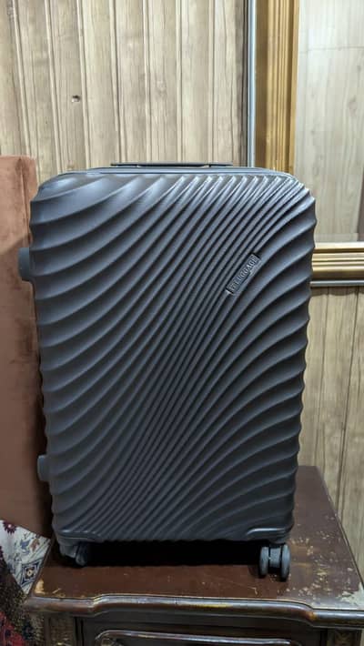  Branded Luggage Bags – IT Luggage & Diplomat