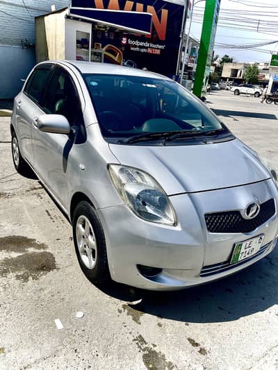 Toyota Vitz 2006
