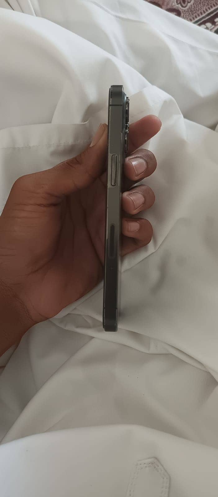 Apple iPhone 13 Pro 2