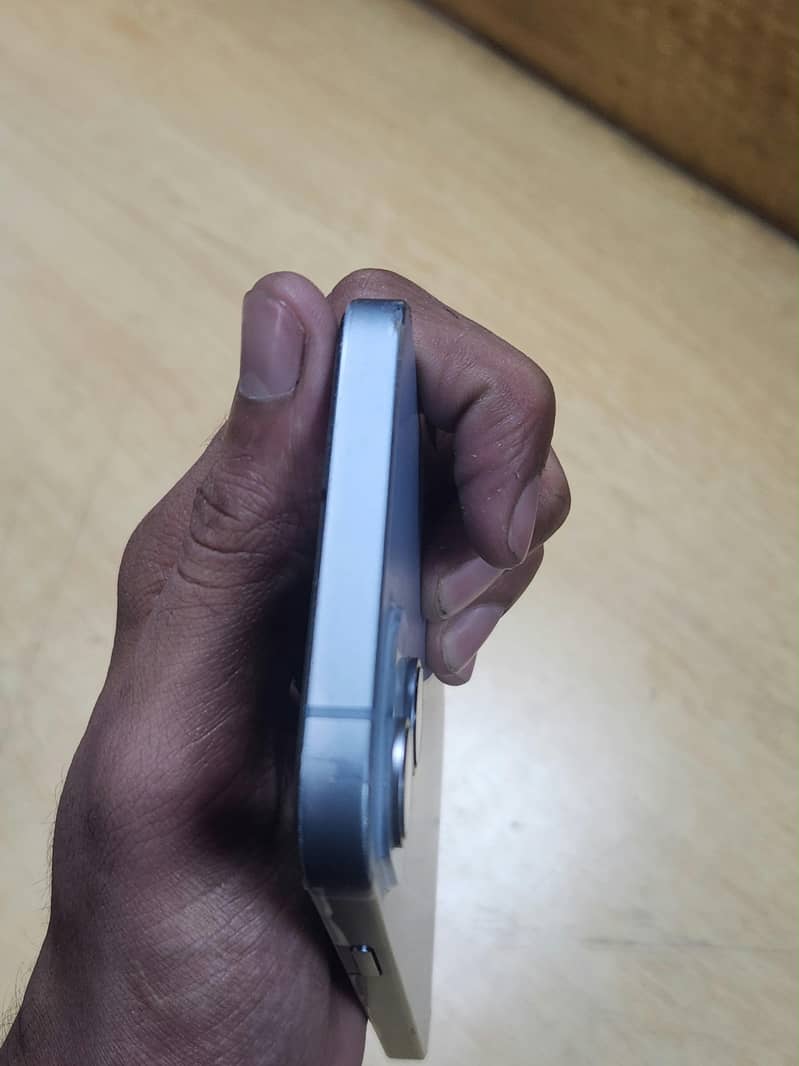 Apple iPhone 14 plus 4