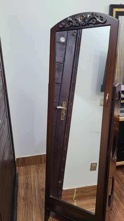 Makeup Dressing Mirror