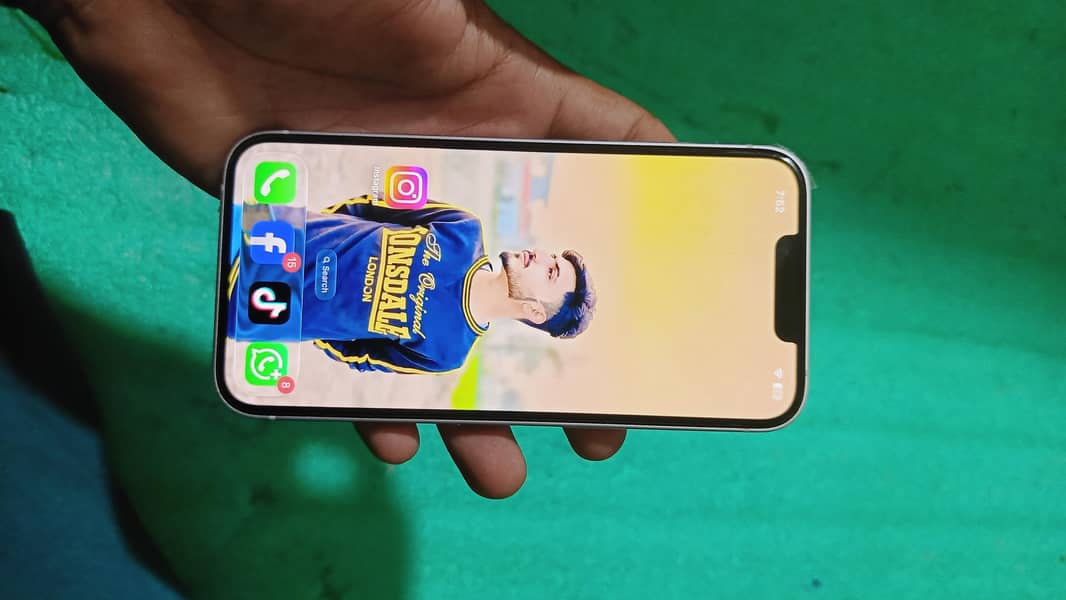 Apple iPhone 14 5