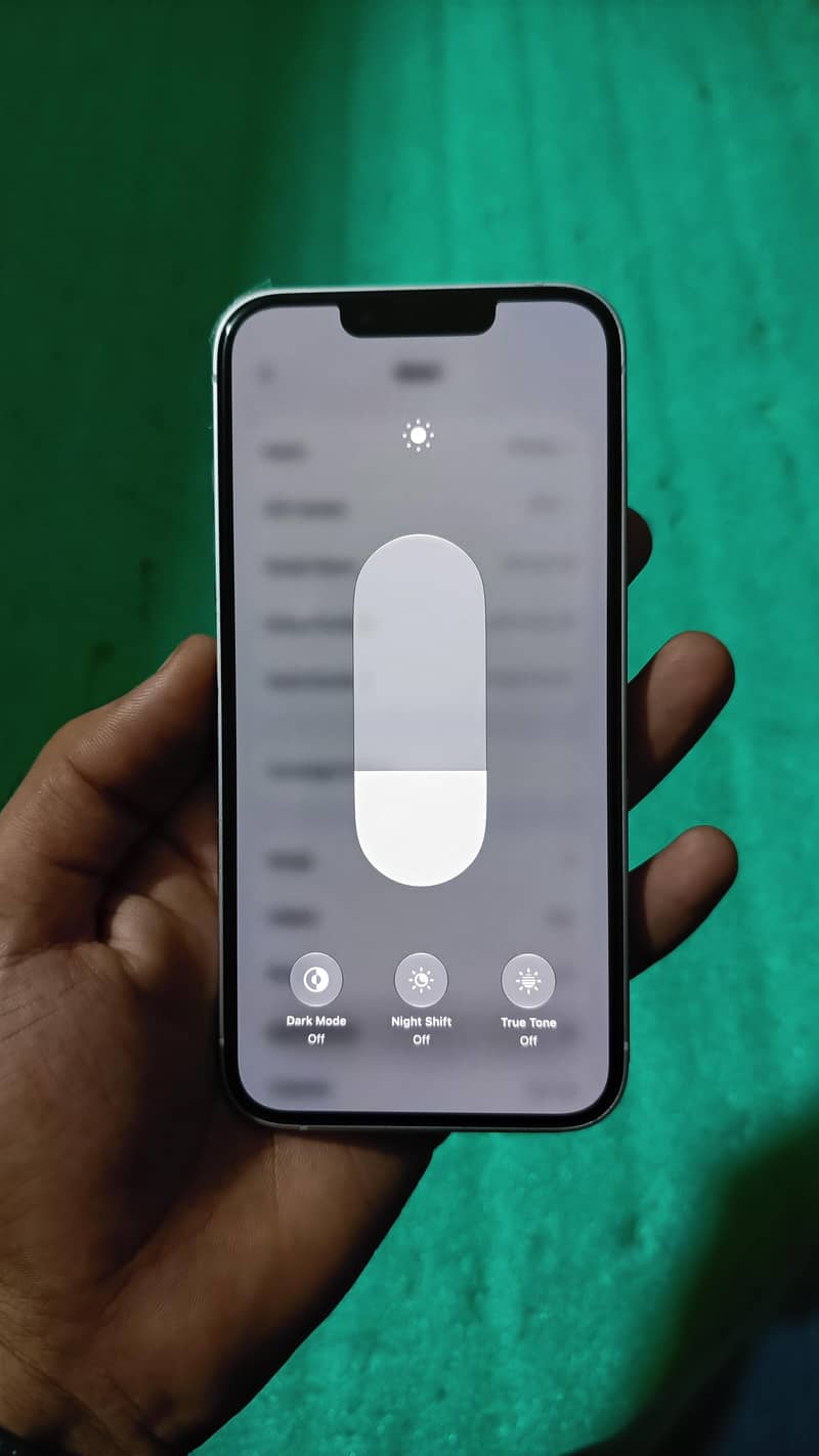 Apple iPhone 14 9