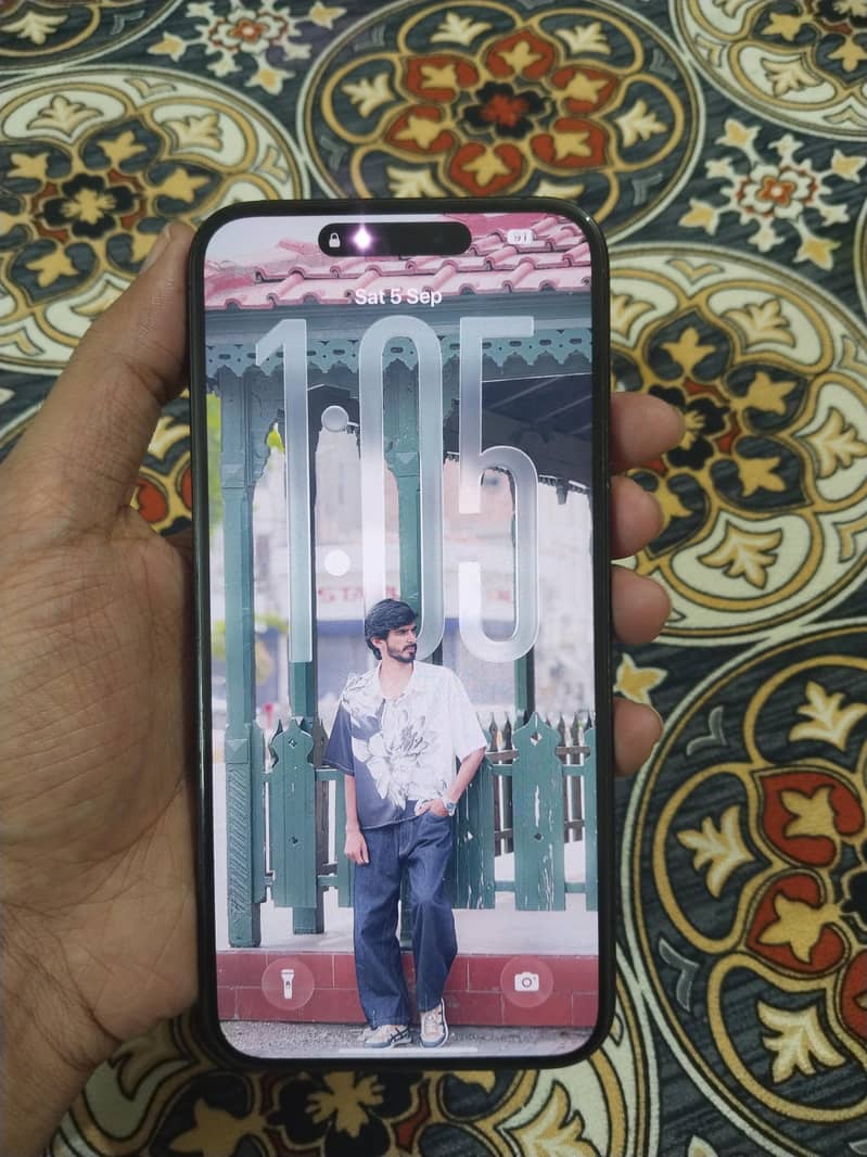 Apple iPhone 15 Pro Max 6