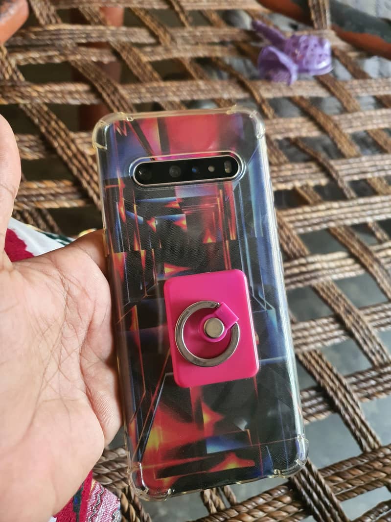 LG V60 2