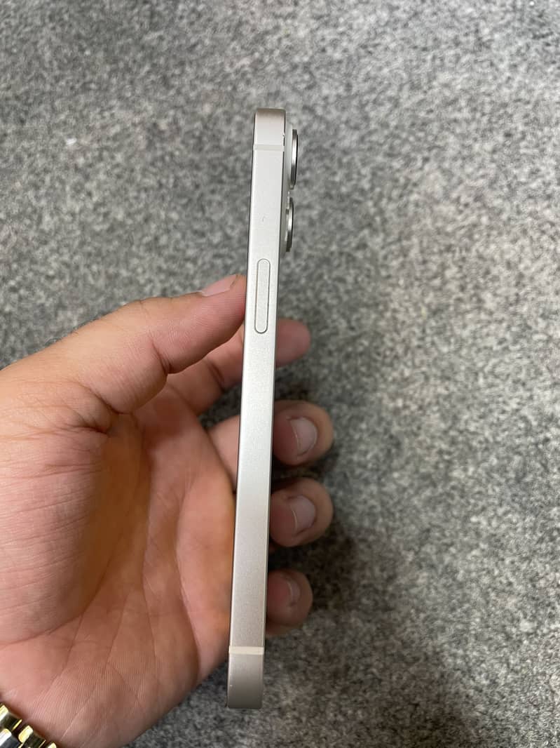 Apple iPhone 14 2