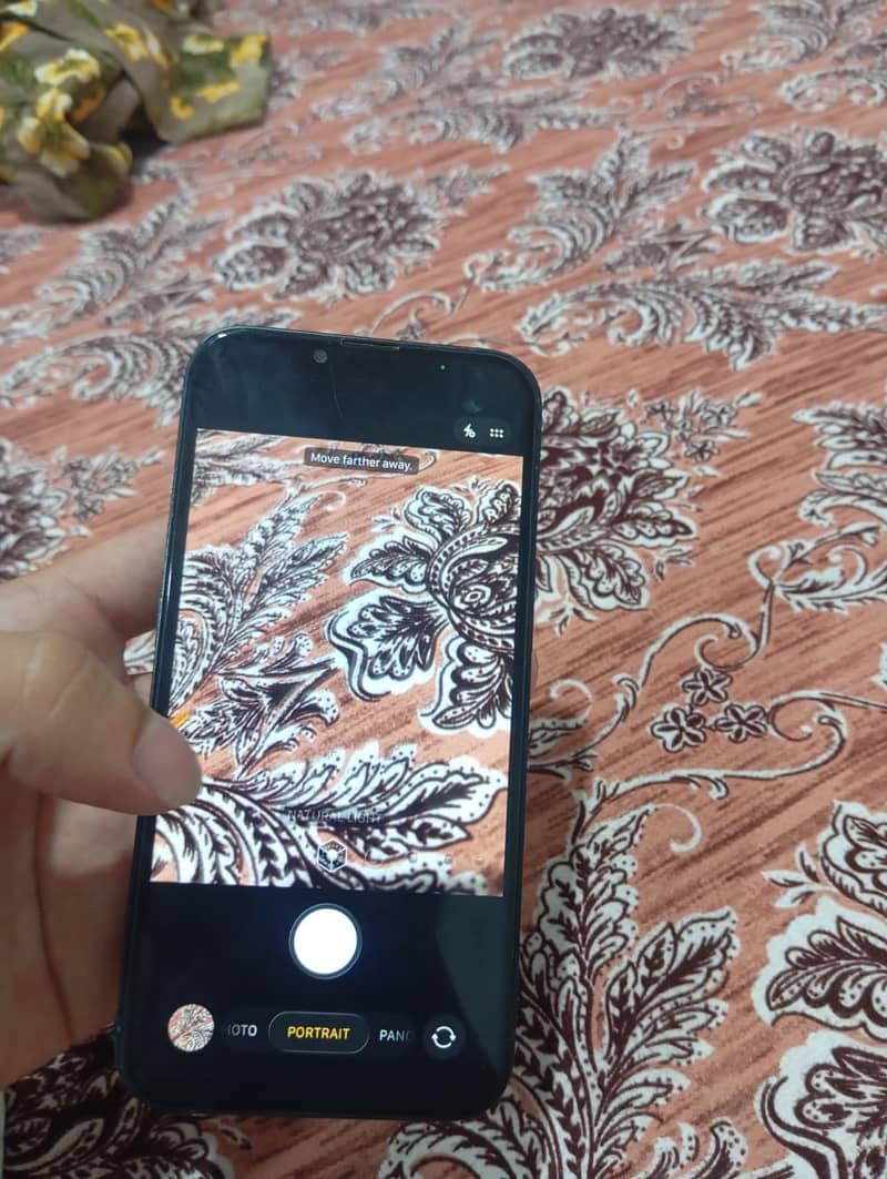 Apple iPhone 13 2