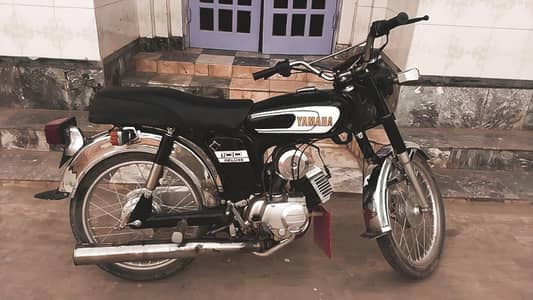 Yamaha 100 Deluxe