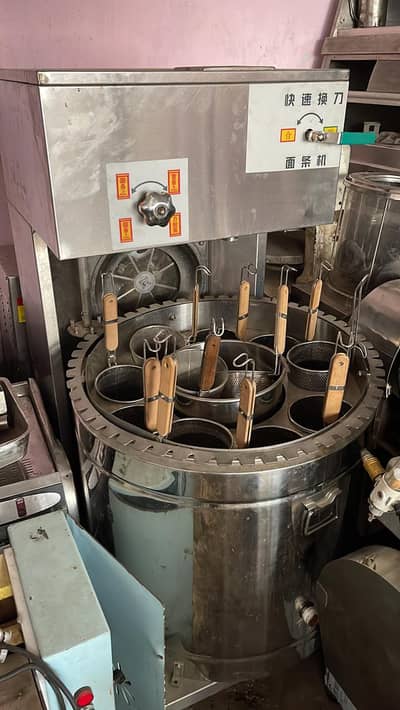 Automatic Commercial Noodle Boiler & Noodle Making Machin