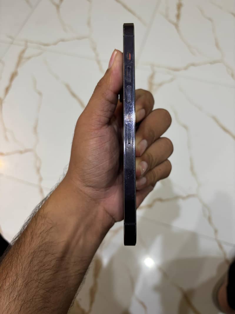 iPhone 14 Pro Max 1