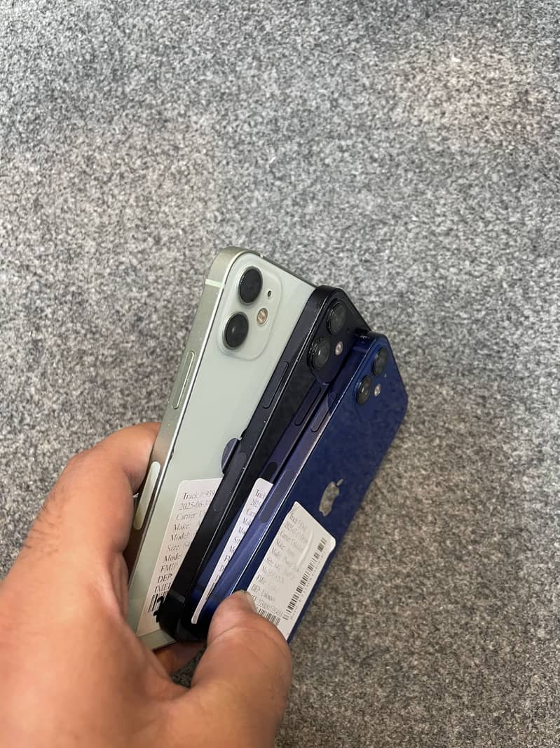 Apple iPhone 12 mini 1
