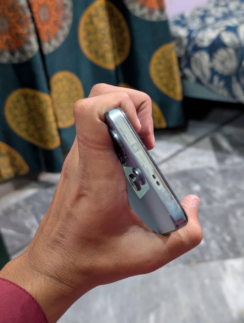 Infinix Note 30 6