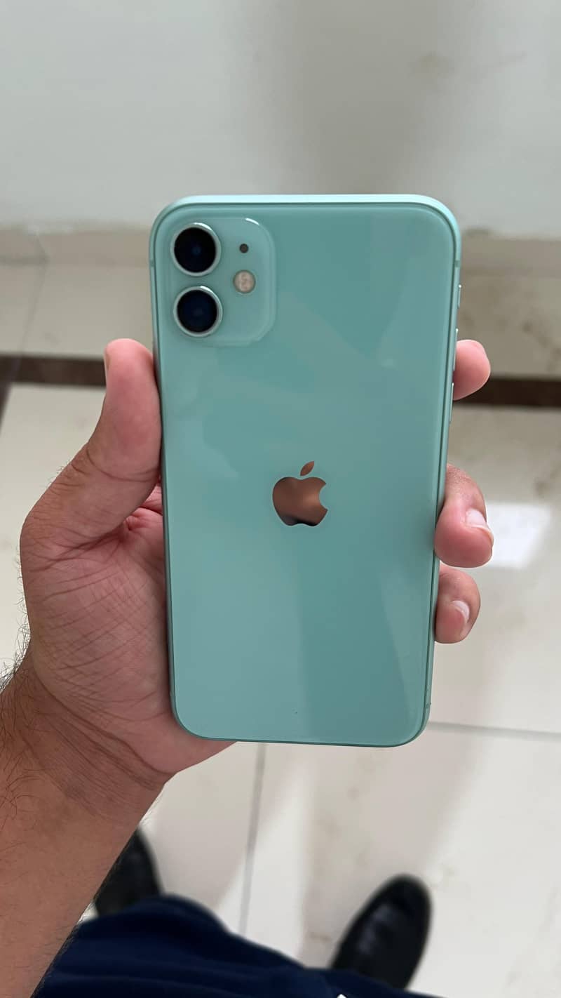 Apple iPhone 11 0