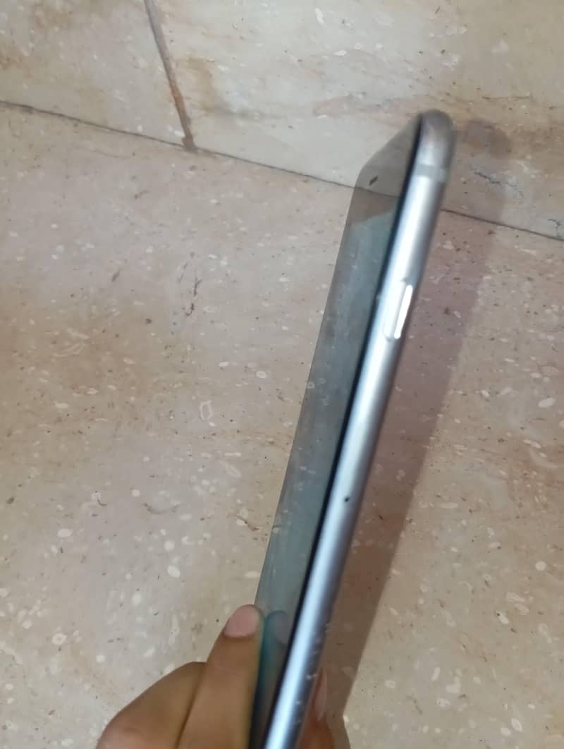 Apple iPhone 6S Plus 1
