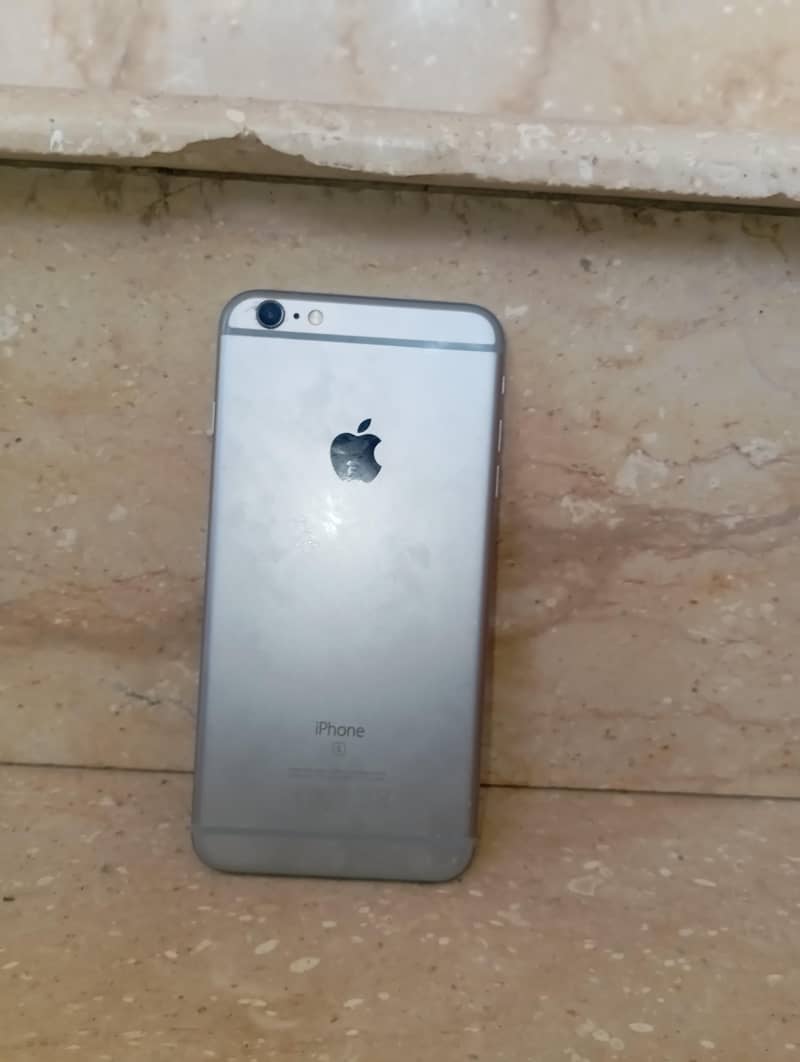 Apple iPhone 6S Plus 3