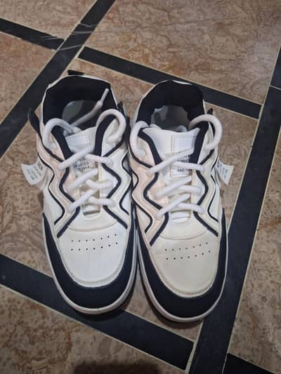 IB sneakers