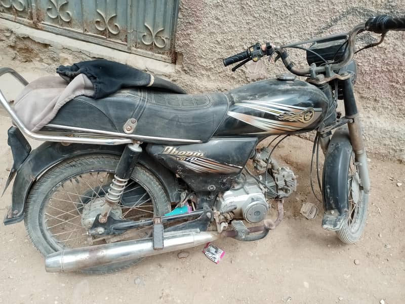dhoom cd70 1