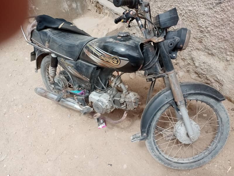 dhoom cd70 2