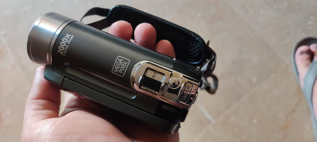 Canon camera 9