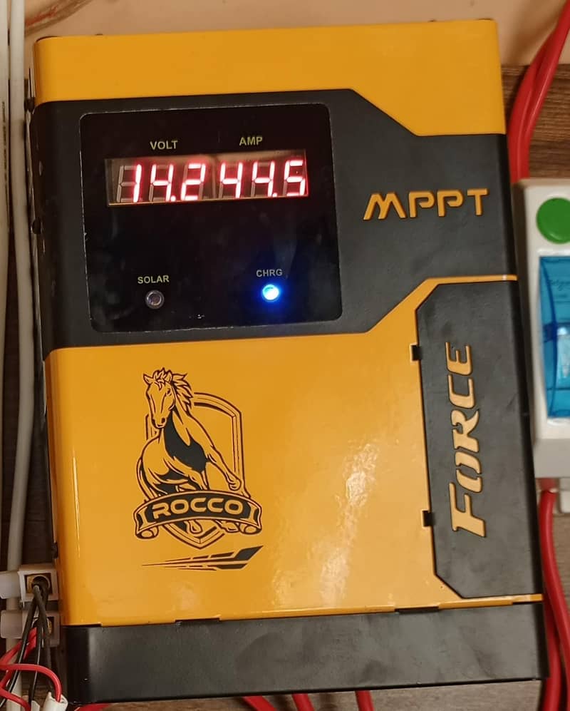 MPPT Solar charge controller 60 Amp 4