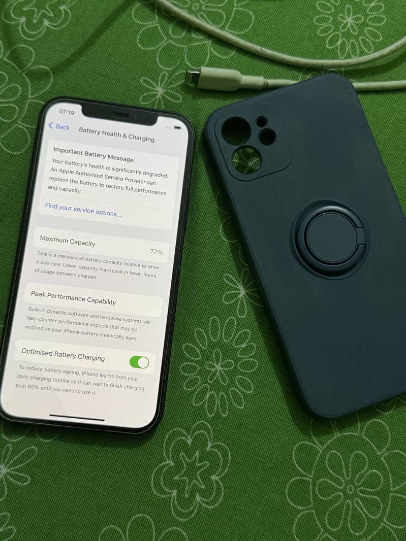 Apple iPhone 12 3