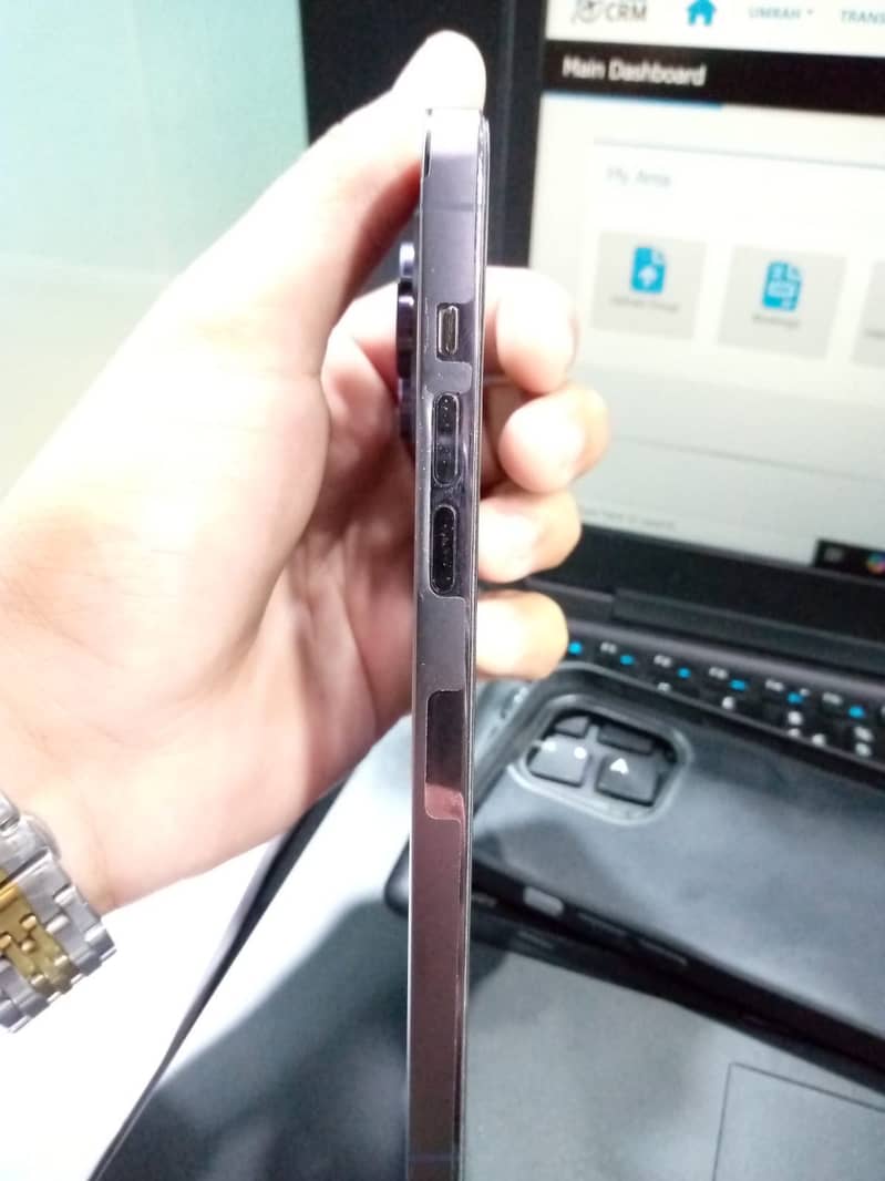 Apple iPhone 14 Pro Max 3