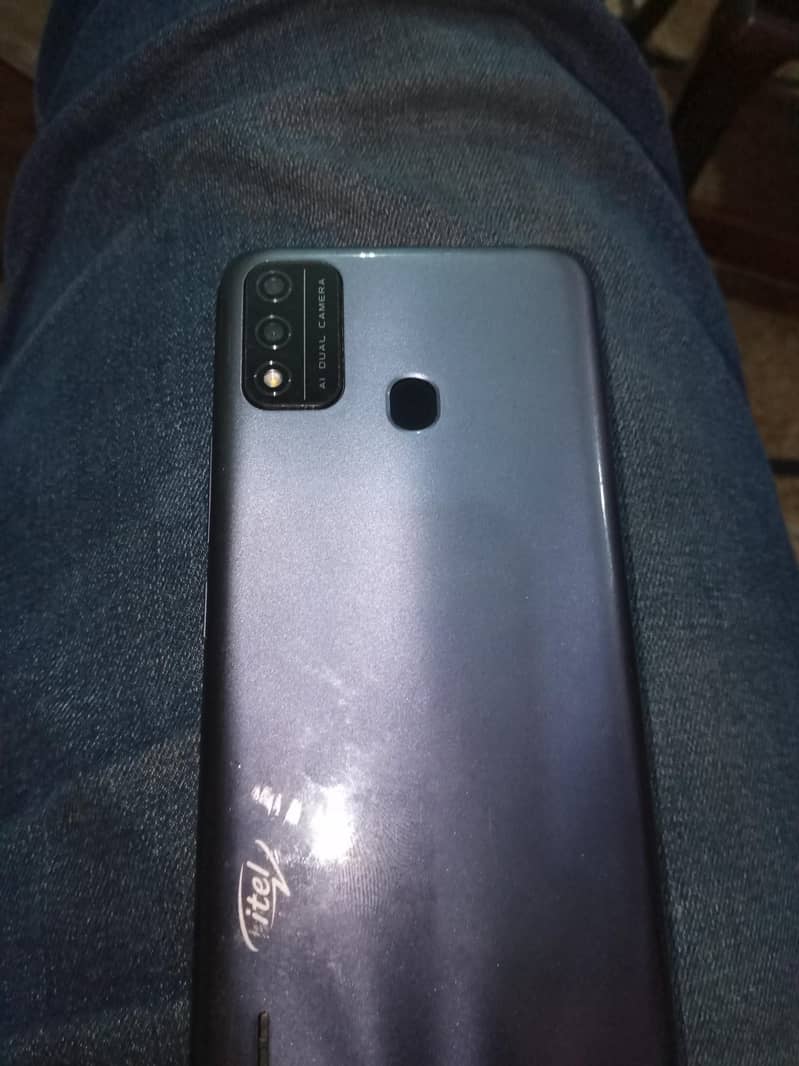 itel a48 2/32 0