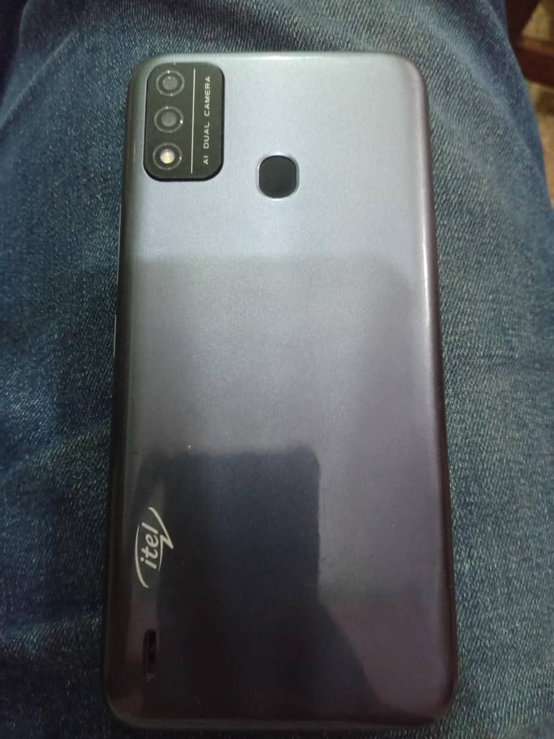 itel a48 2/32 1