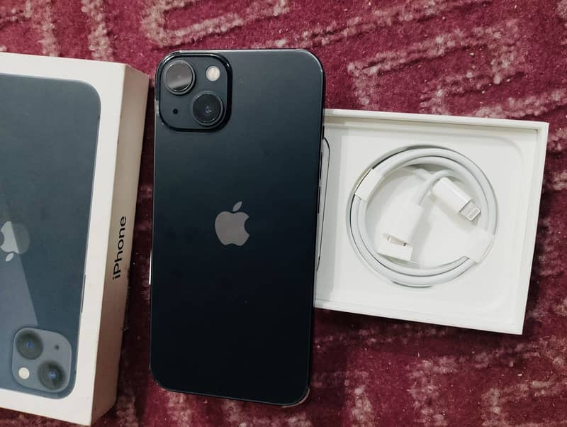 Apple iPhone 13 2
