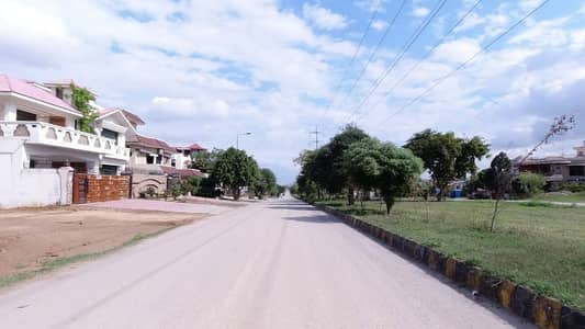 Prominently-Located 3200 Square Feet Residential Plot Available In F-15/2