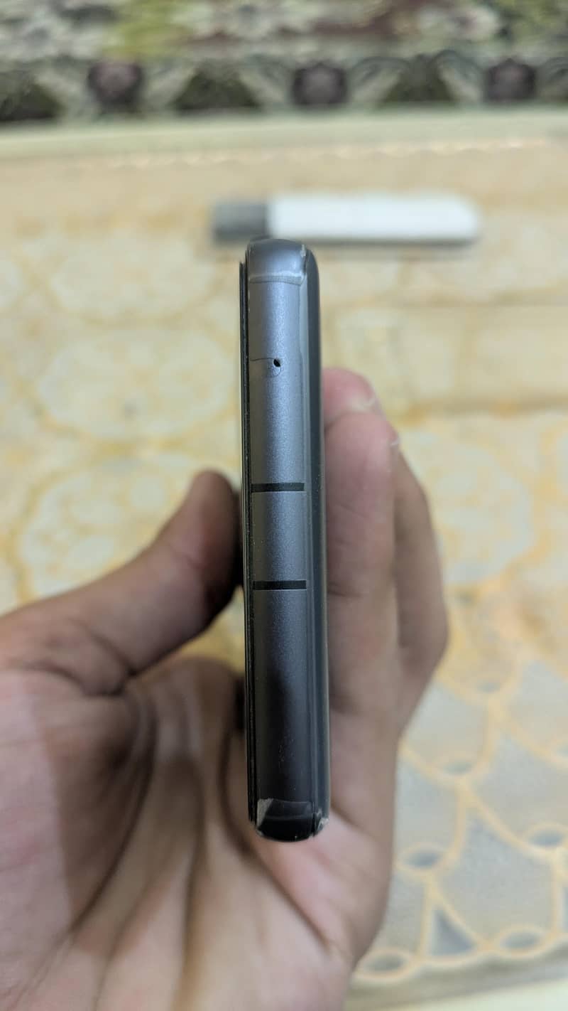 Google Pixel 7a 3