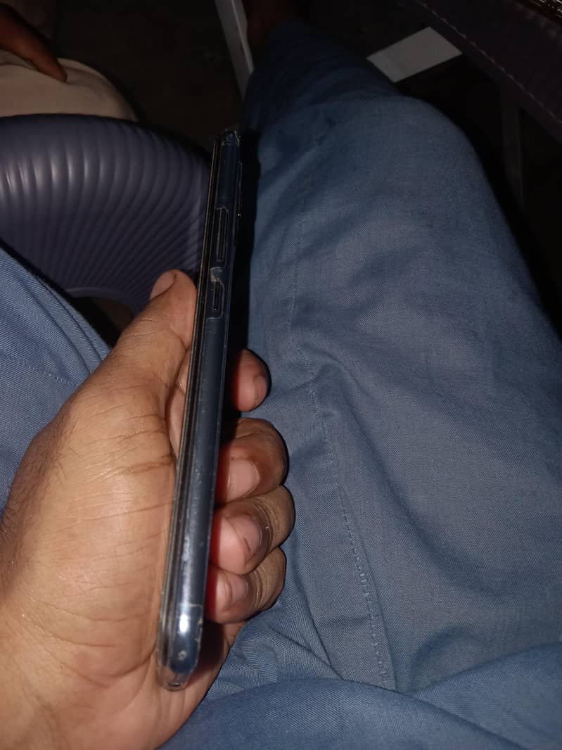 Vivo V21e 5