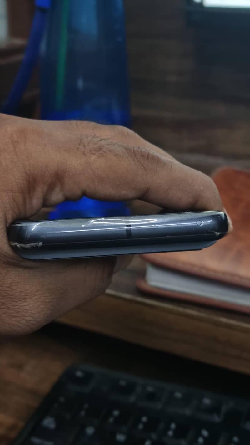 Google Pixel 8 2